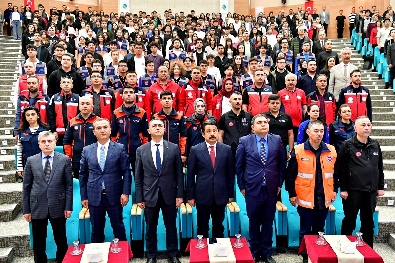 "Depremle Birlikte Yaşam" Konferansı